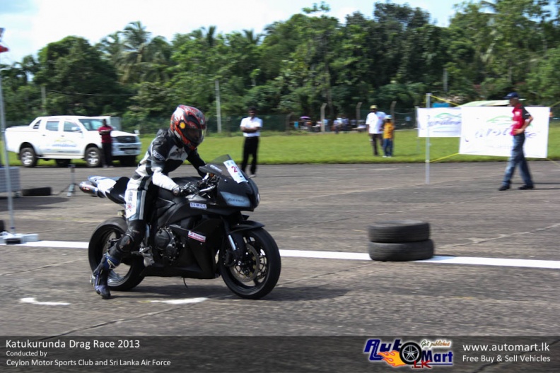 Katukurunda_Drag_Race_2013-18.jpg