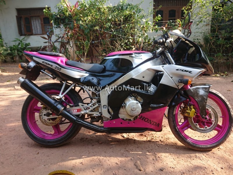 Image of Honda CBR 250CC 2009 Motorcycle - For Sale