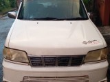 Nissan Cube 2000 Car